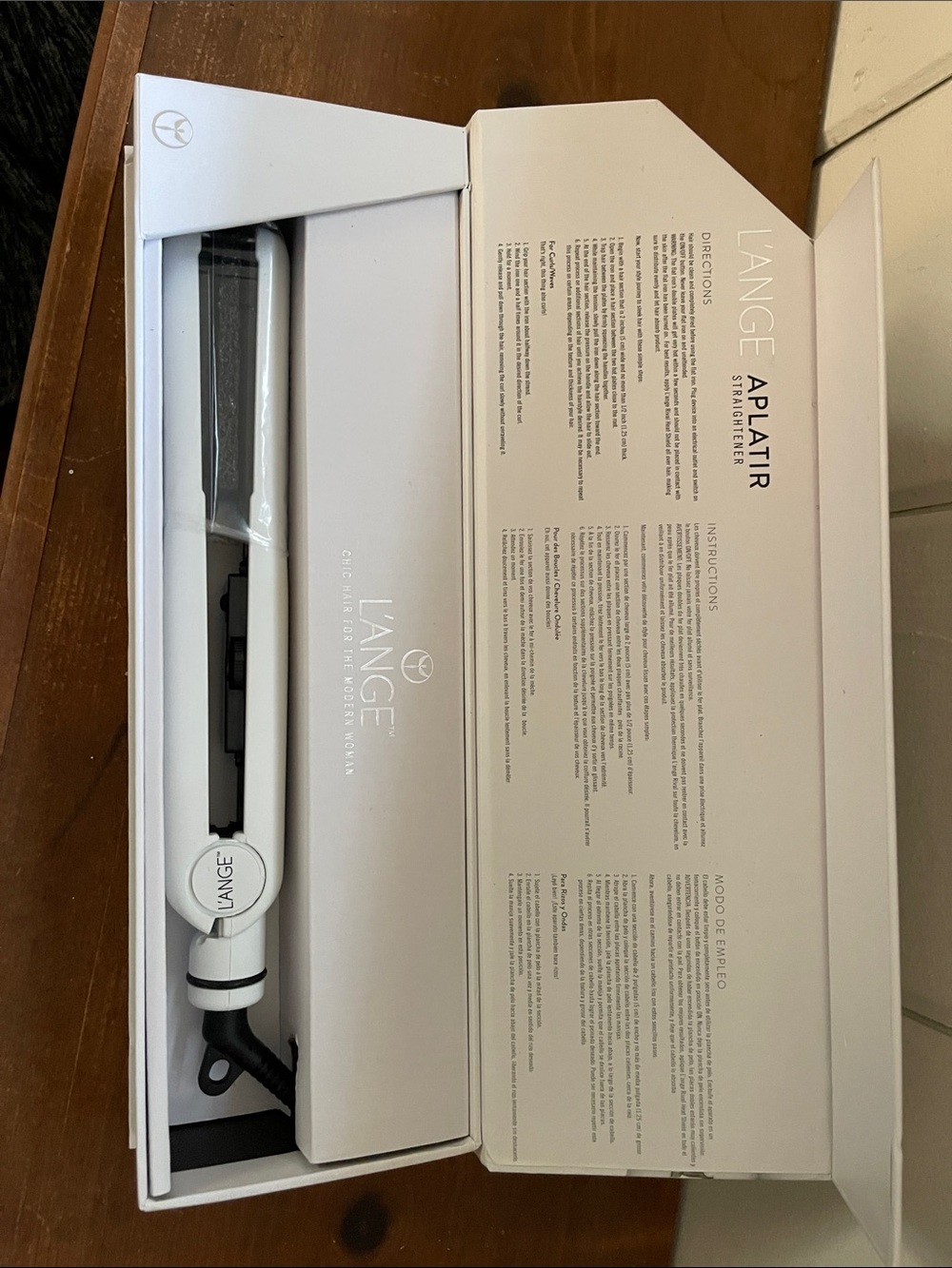 New NEVER USED Lange Aplatir White Hair Straightener with Black Accents - Picture 2 of 3